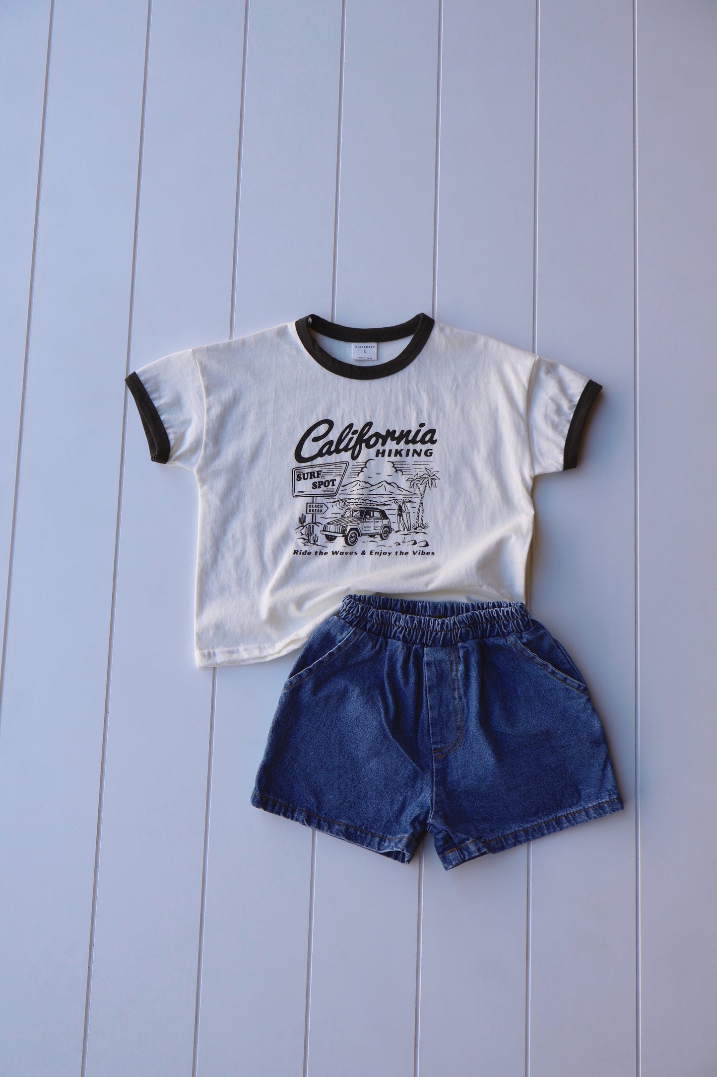 California Graphic Tee