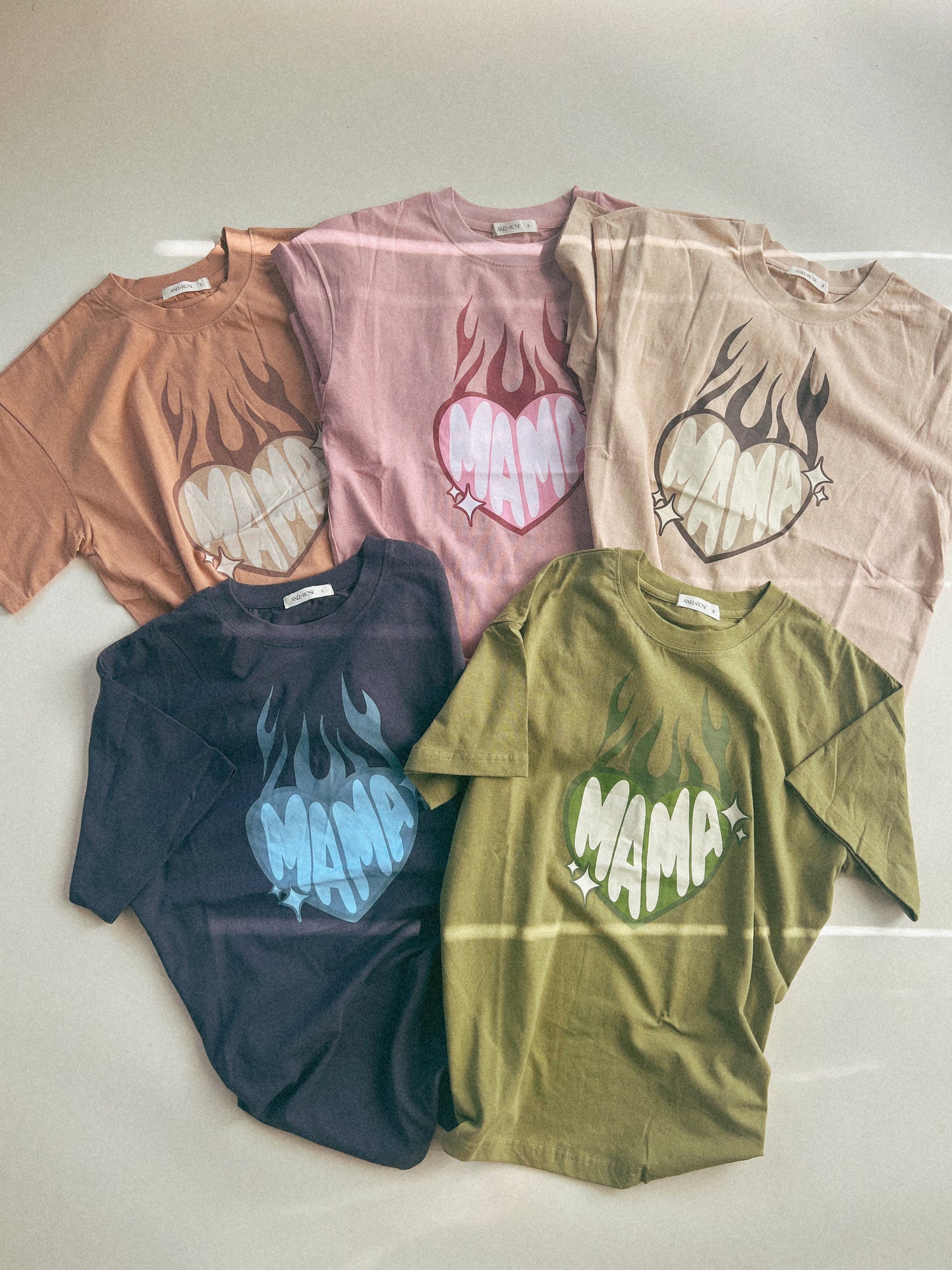Mama Graphic Tee