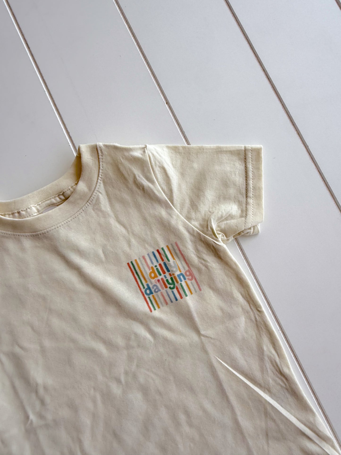 Dilly Dally Tee